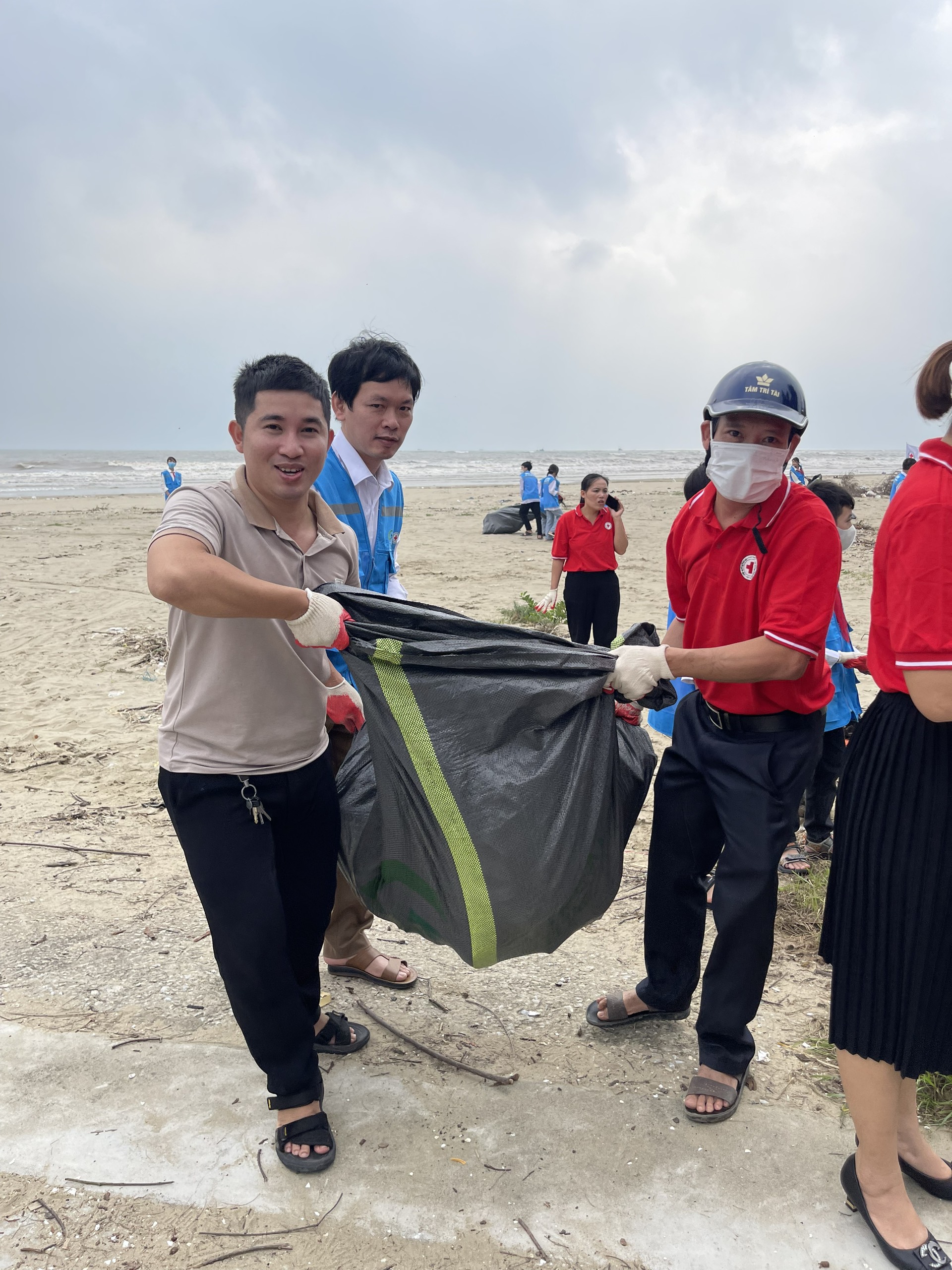 Dự án đã đón nhận tín hiệu tích cực từ những giai đoạn đầu tiên. Ngay khi biết chủ trương thực hiện dự án mới, người dân rất phấn khởi và đồng tình ủng hộ. Nhiều hộ gia đình và cá nhân có mức sống khó khăn tại địa phương đã đăng ký tham gia thu gom rác thải nhựa.